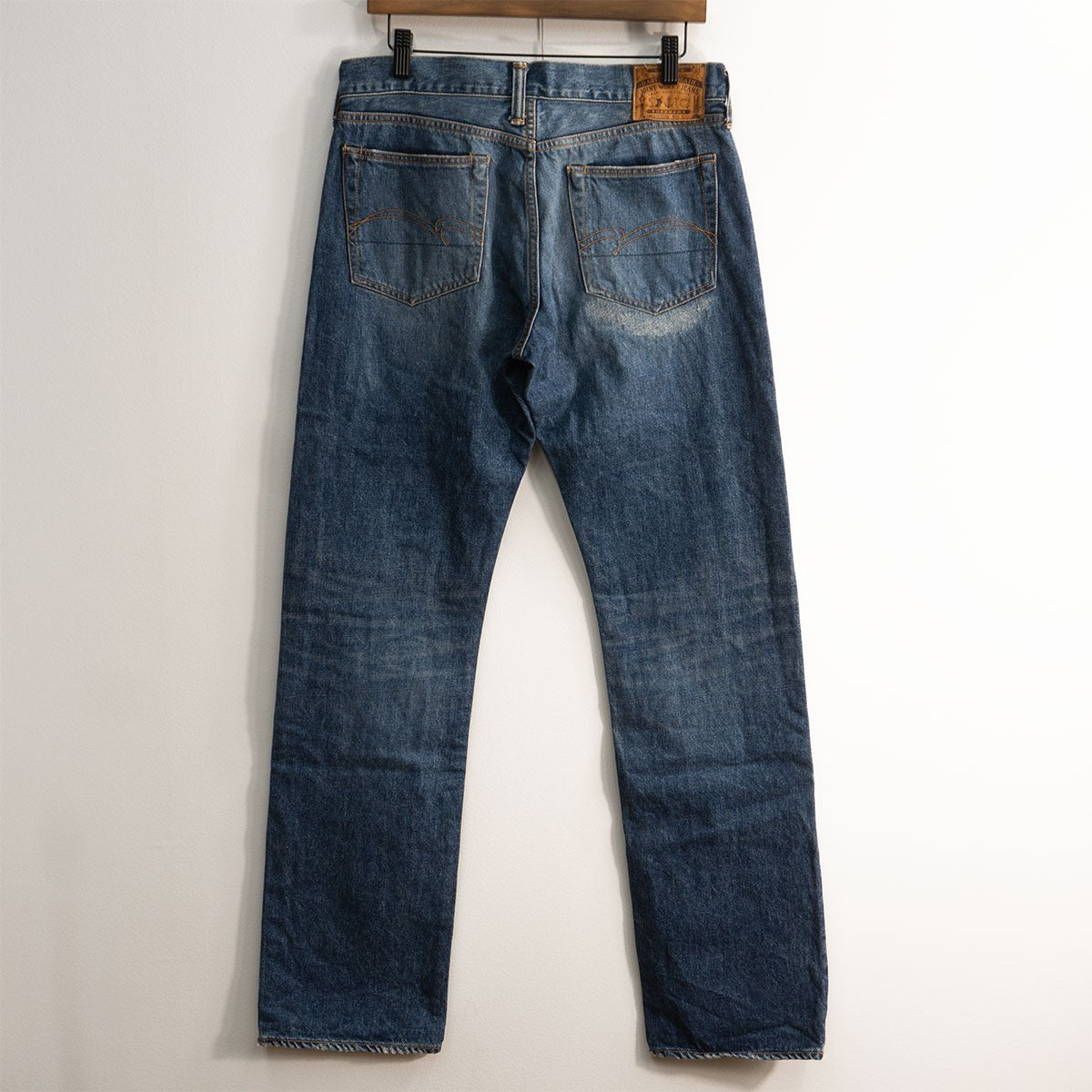 STUDIO D'ARTISAN D1682A Tight Straight Remake Jeans Size 32
