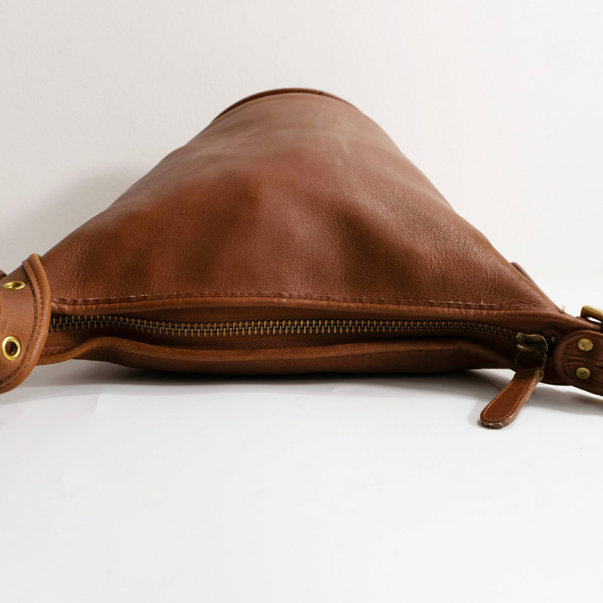 OLD COACH Bucket Leather Bag Brown