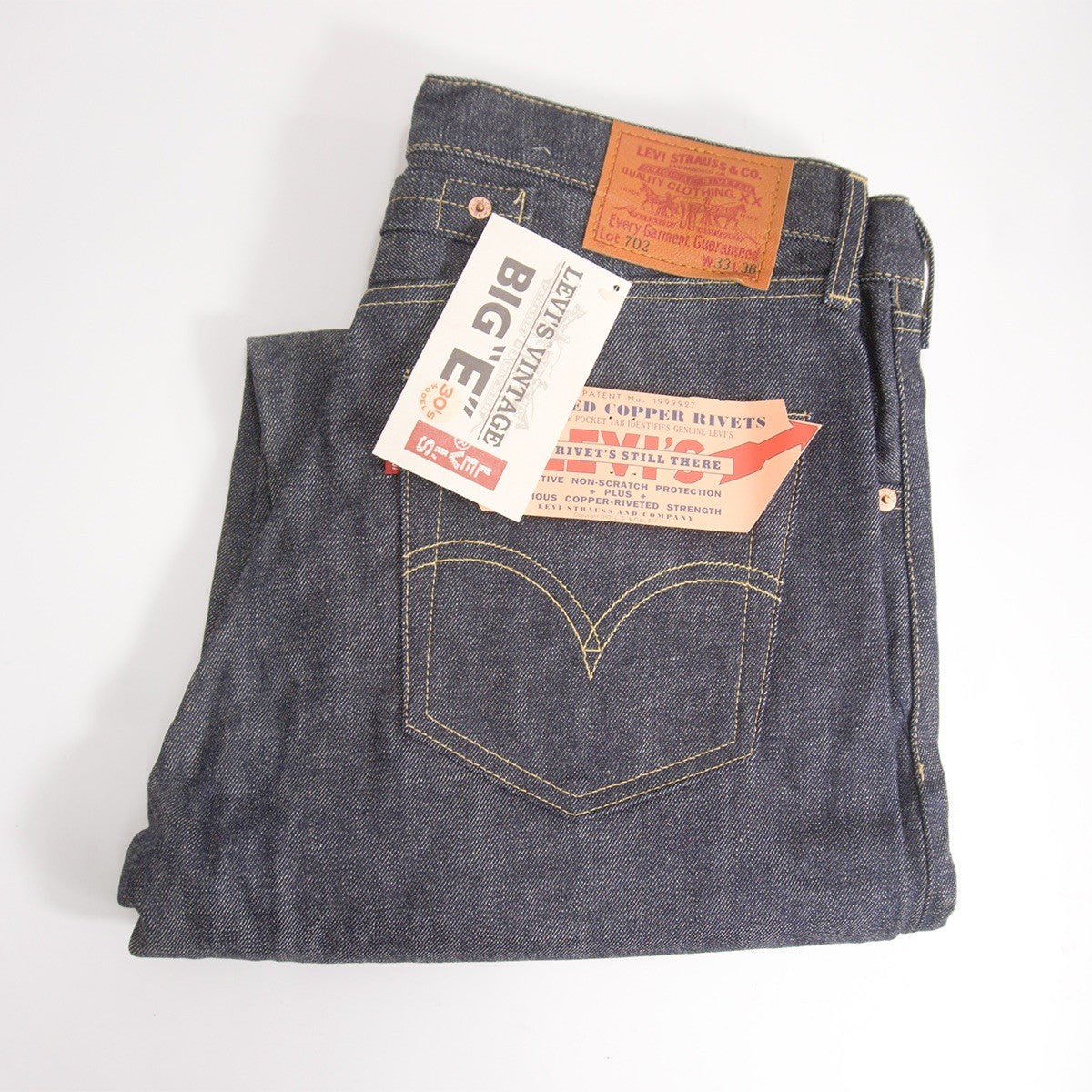Dead Stock LEVI'S 702XX Big E Made in Japan Denim Size 33×36