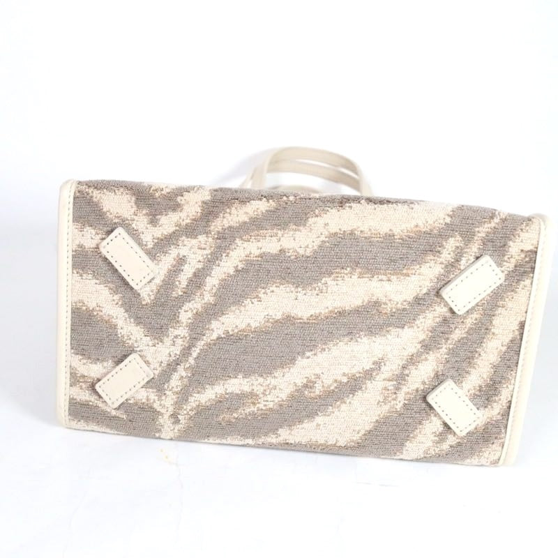 A VACATION BOX Zebra Jacquard 25CM 13CM Tote Size 25CM  25CM 13CM