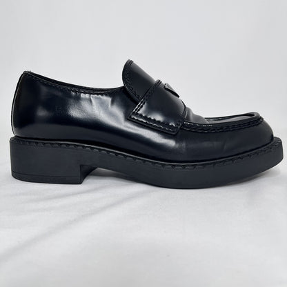 PRADA Plate Logo Black Leather Loafers Size 24.5cm