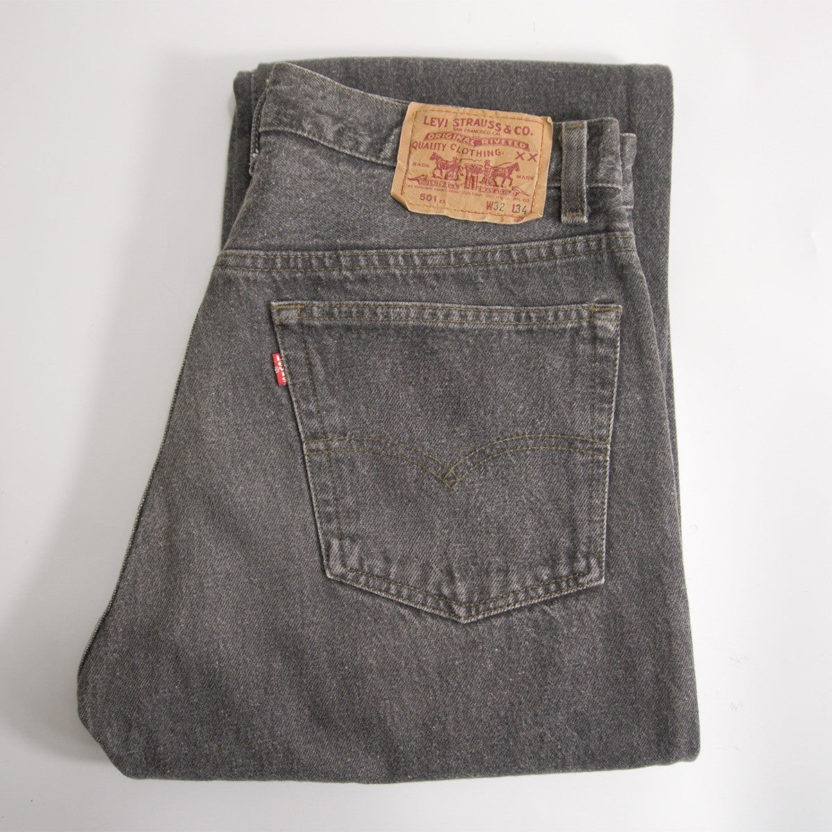 wsm s x LEVI'S 90s 501 Pre-Dyed Black Denim Jeans in USA Size 32×34