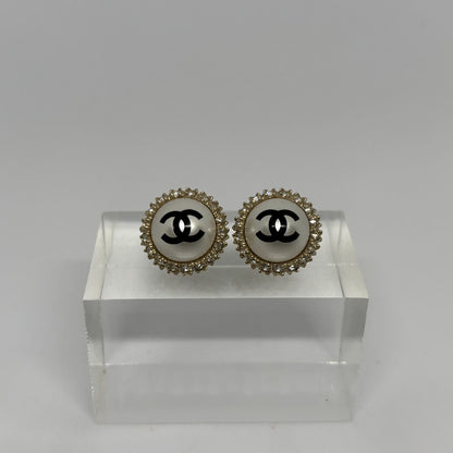 CHANEL CC Faux Pearl Earrings Gold A20P Size ONE SIZE