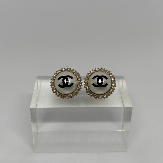 CHANEL CC Faux Pearl Earrings Gold A20P Size ONE SIZE