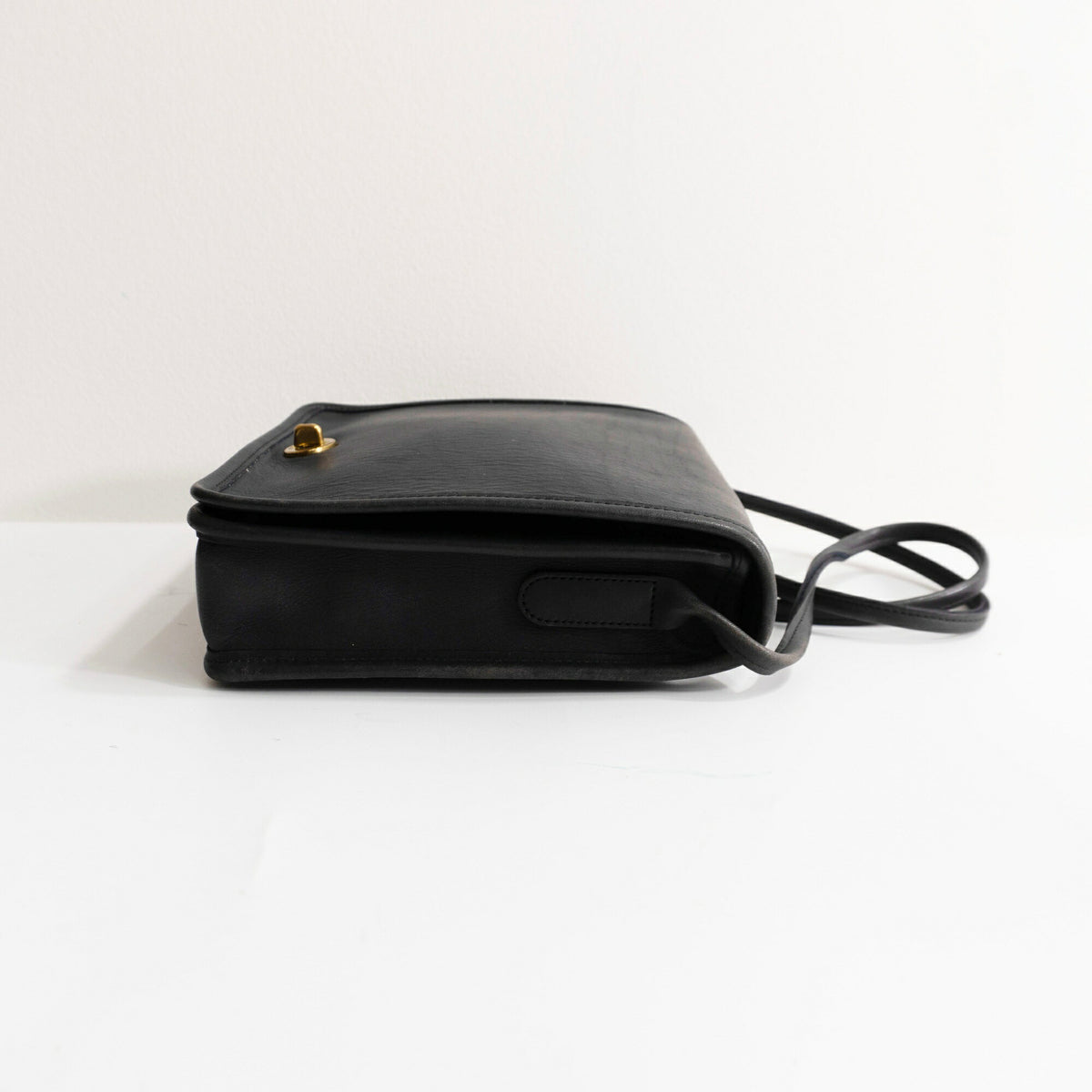 OLD COACH Turnlock Leather Flap Bag Navy