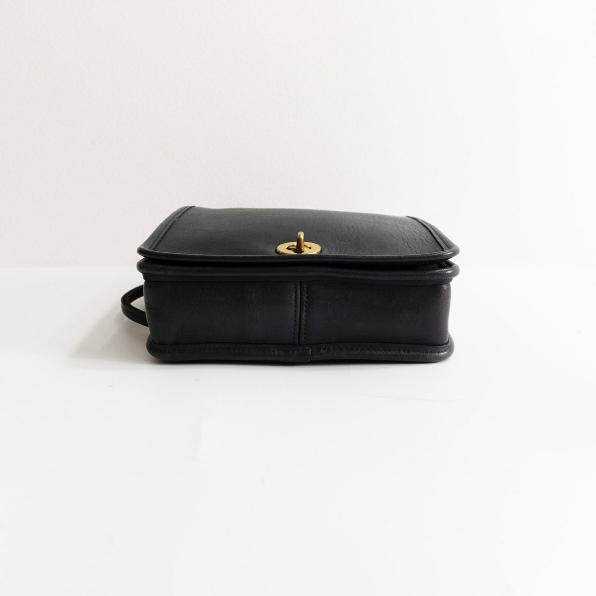 OLD COACH Turnlock Leather Flap Bag Navy