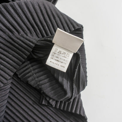 HOMME PLISSE ISSEY MIYAKE Pleated T-Shirt Black Size 4