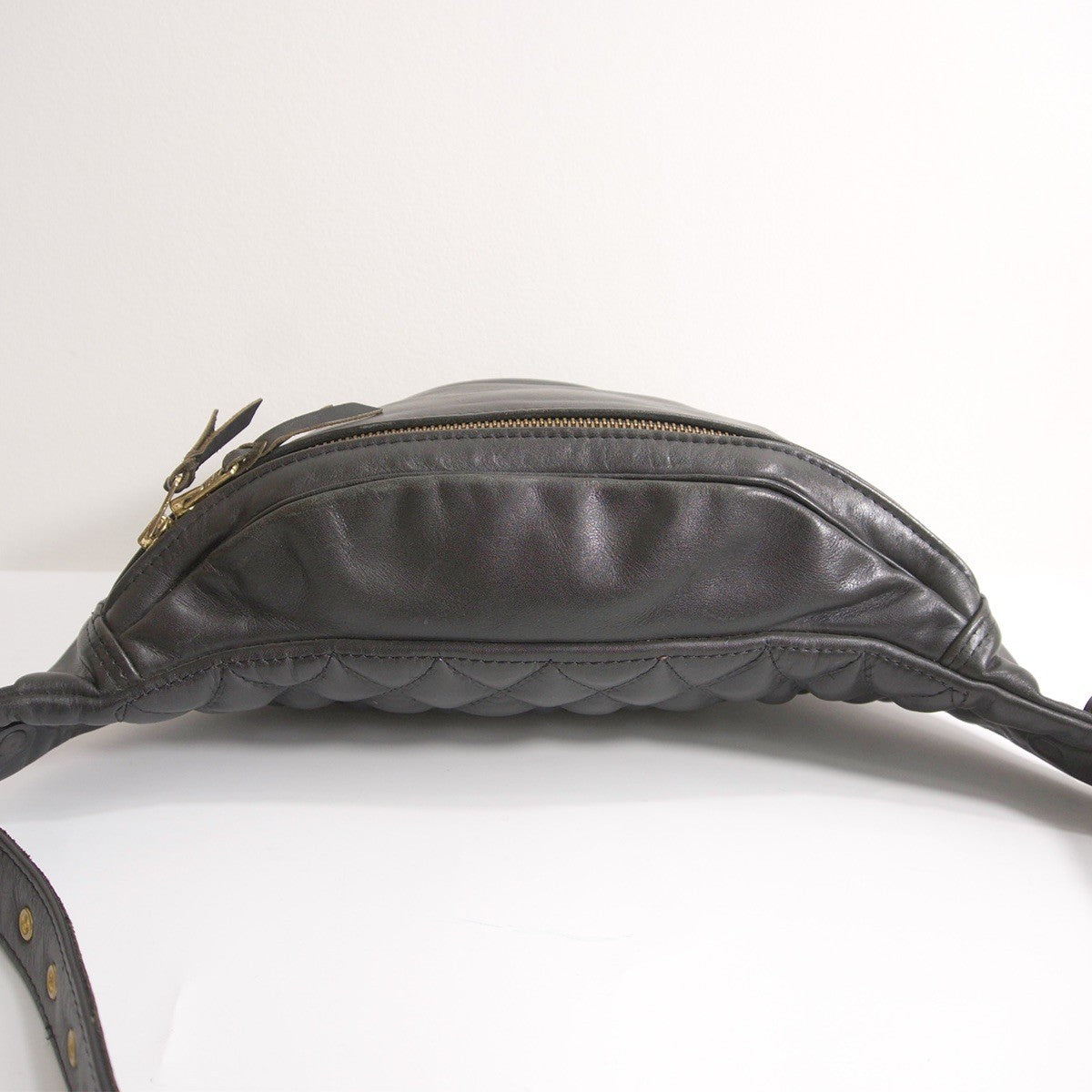 KADOYA HEAD FACTORY Black Leather Waist Bag