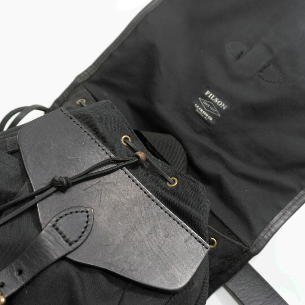 TIN CLOTH BACKPACK x FILSON Tin Cloth Cotton Twill Backpack Black