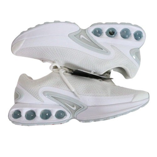 Dn NIKE WMNS Air Max Dn Sneakers White Size 26.5cm