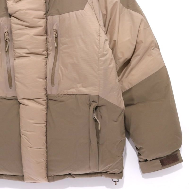 F.C.R.B. Field 700-Fill Power Ripstop Parka Beige Size M