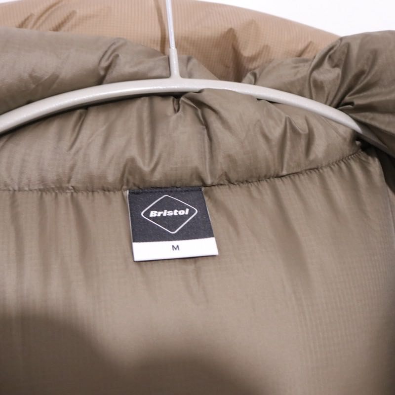 F.C.R.B. Field 700-Fill Power Ripstop Parka Beige Size M