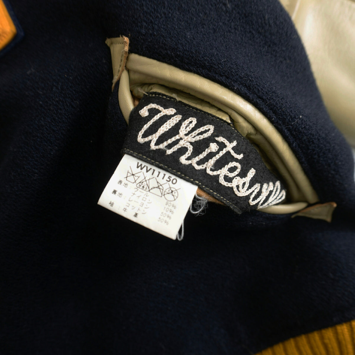 WHITESVILLE Full-Deco Leather Sleeve Size 40
