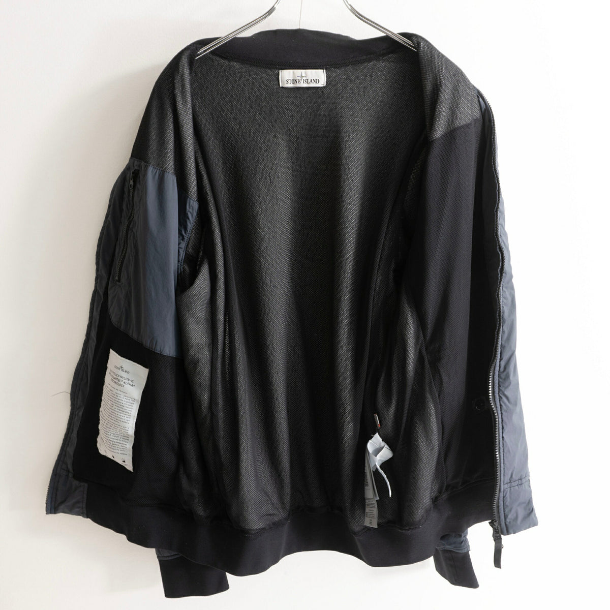 STONE ISLAND 22SS Skin Touch Nylon-TC Bomber Size L