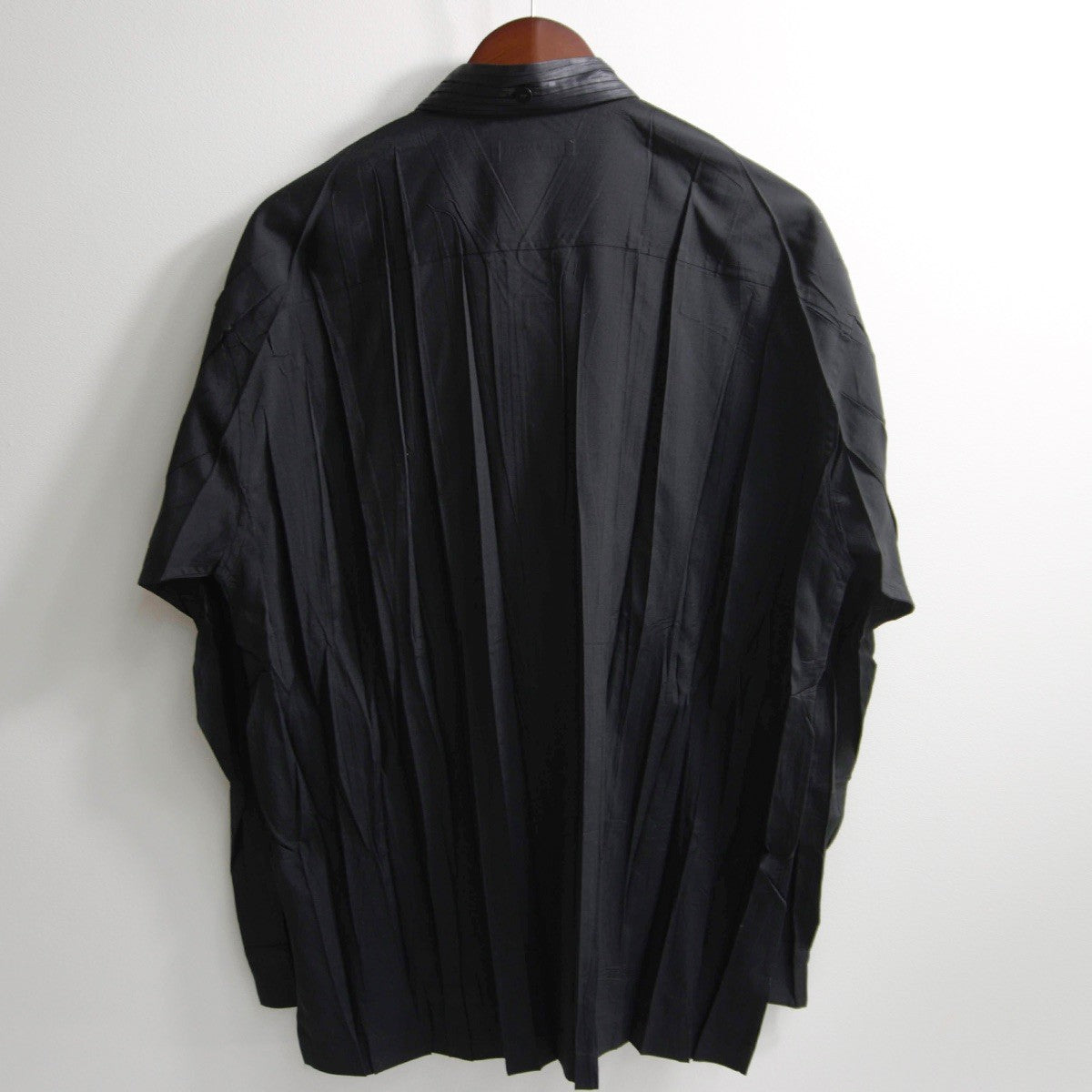 ISSEY MIYAKE Pleated Long Sleeve Shirt Black Size 3