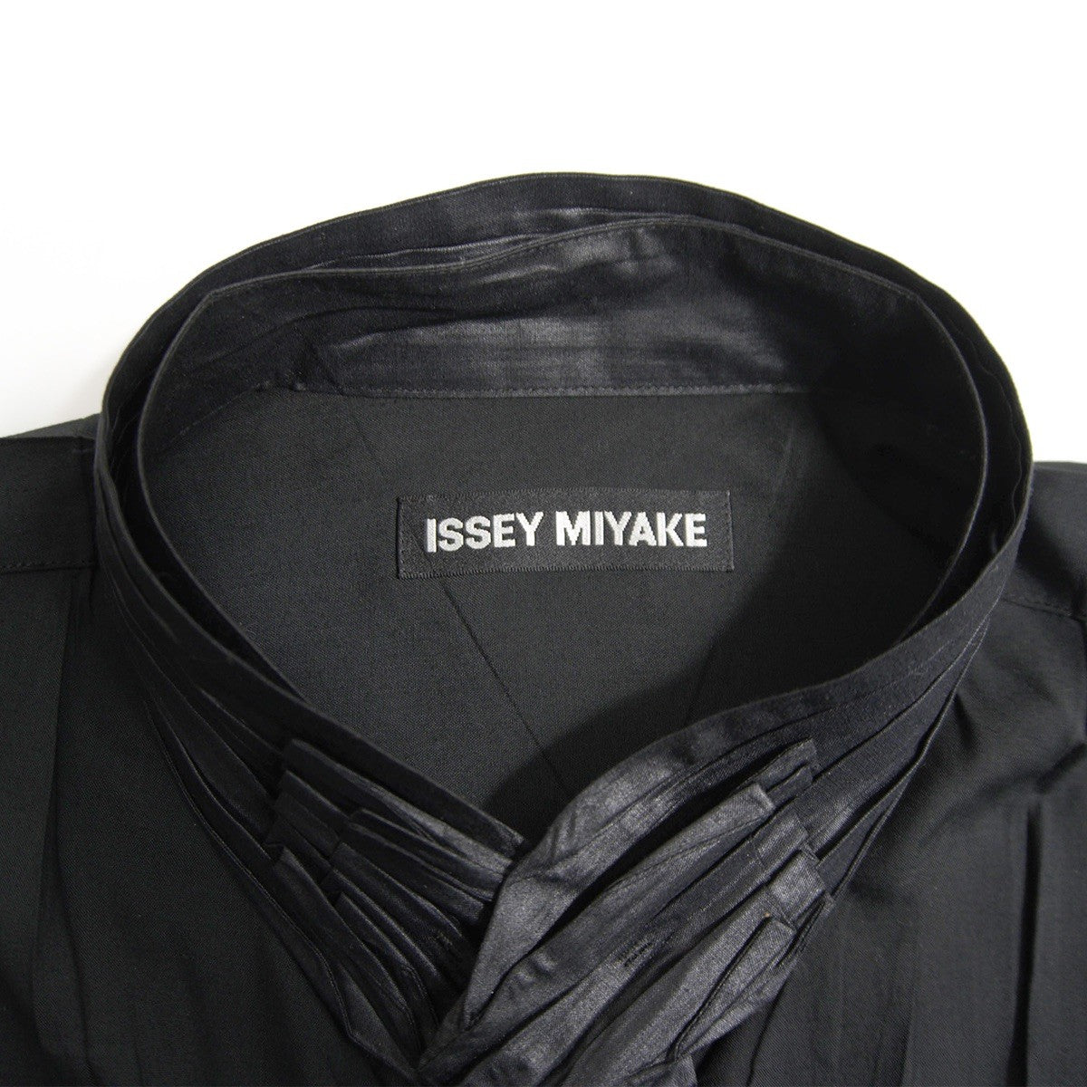 ISSEY MIYAKE Pleated Long Sleeve Shirt Black Size 3