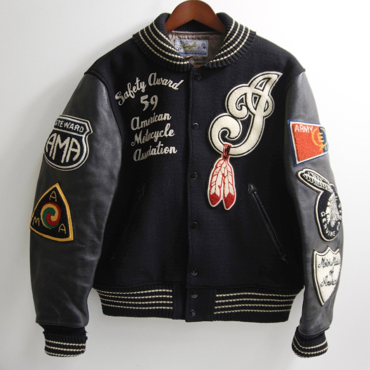WHITESVILLE Full-Deco Leather Sleeve Stadium Jumper Size 40