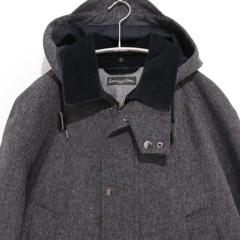 International Gallery BEAMS Hooded Hunting Coat Gray Size XL