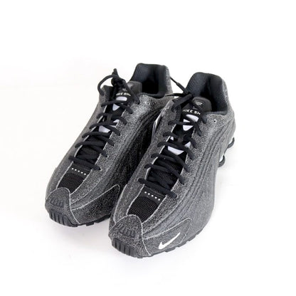 NIKE 26SS Shox R4 Distressed Sneakers Black Size 30cm