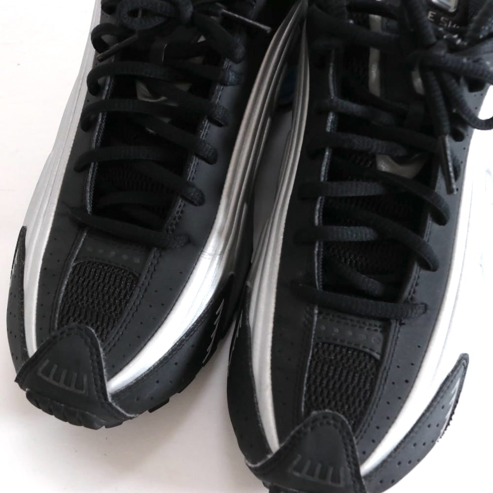 NIKE SHOX R4 Metallic Silver Black Sneakers Size 27.5cm