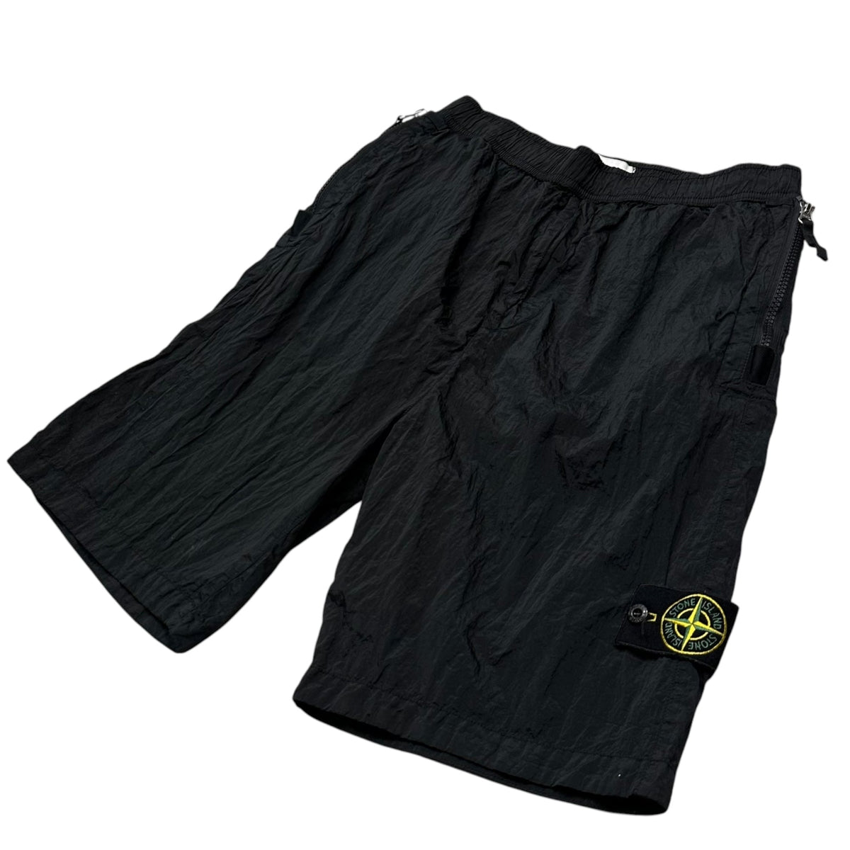 STONE ISLAND 23SS Nylon Metal Bermuda Shorts Black Size W28
