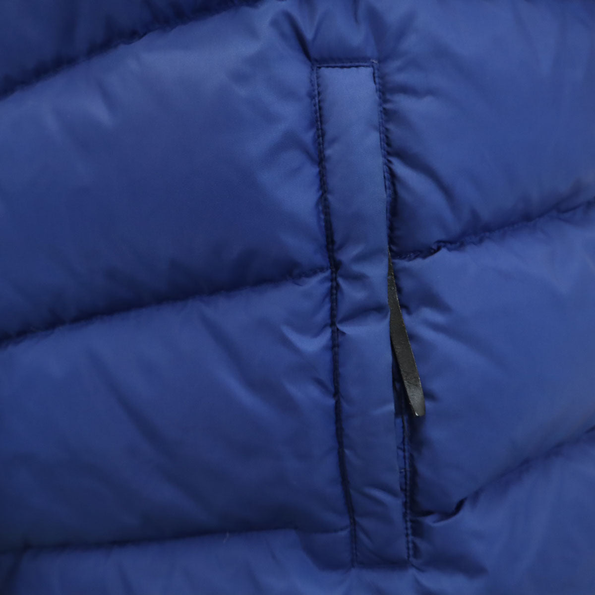 ARMANI EXCHANGE 90s Down Jacket Blue Size L