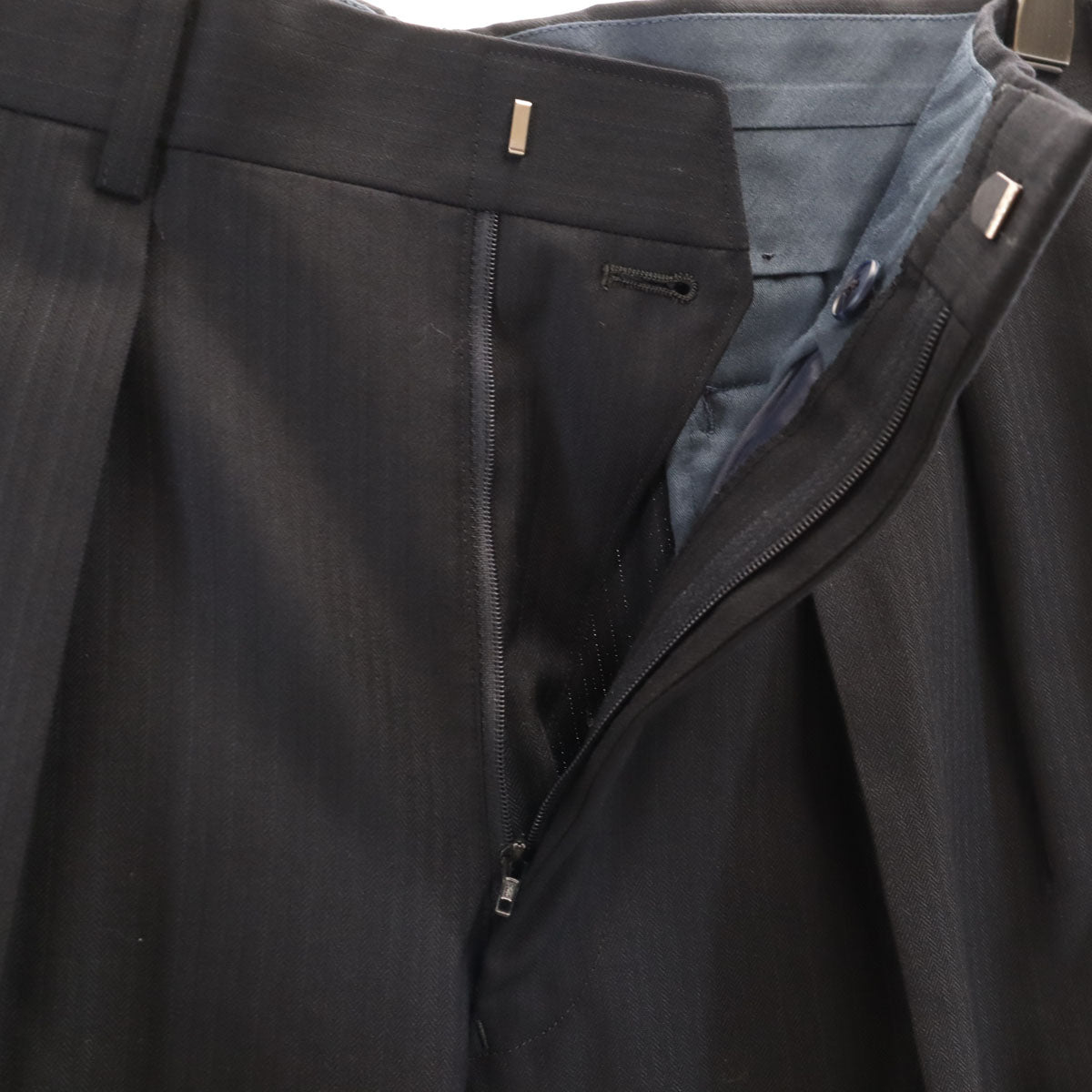 BURBERRY LONDON Herringbone Suit Set Black Size A5