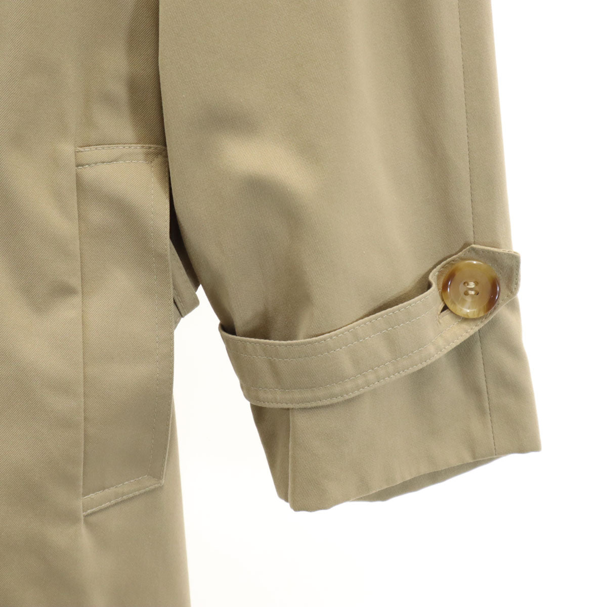 Aquascutum 80s Vintage Balmacaan Coat Beige