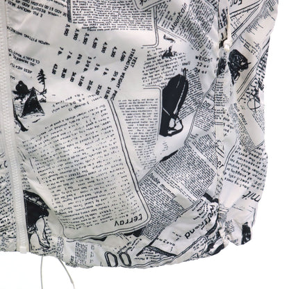 THE NORTH FACE Newspaper Print Windbreaker White Size M