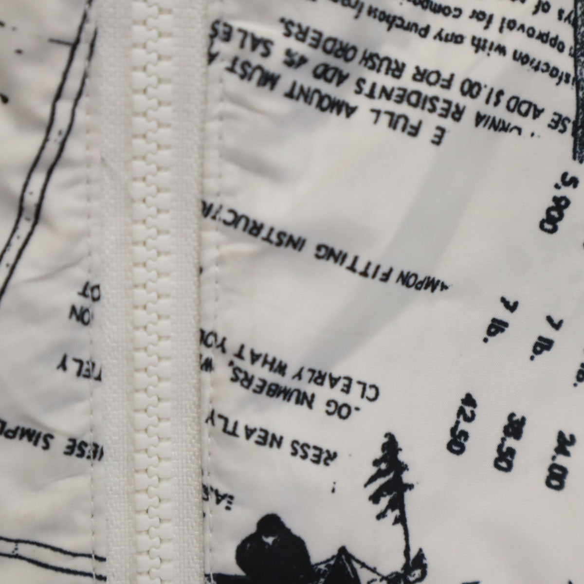 THE NORTH FACE Newspaper Print Windbreaker White Size M