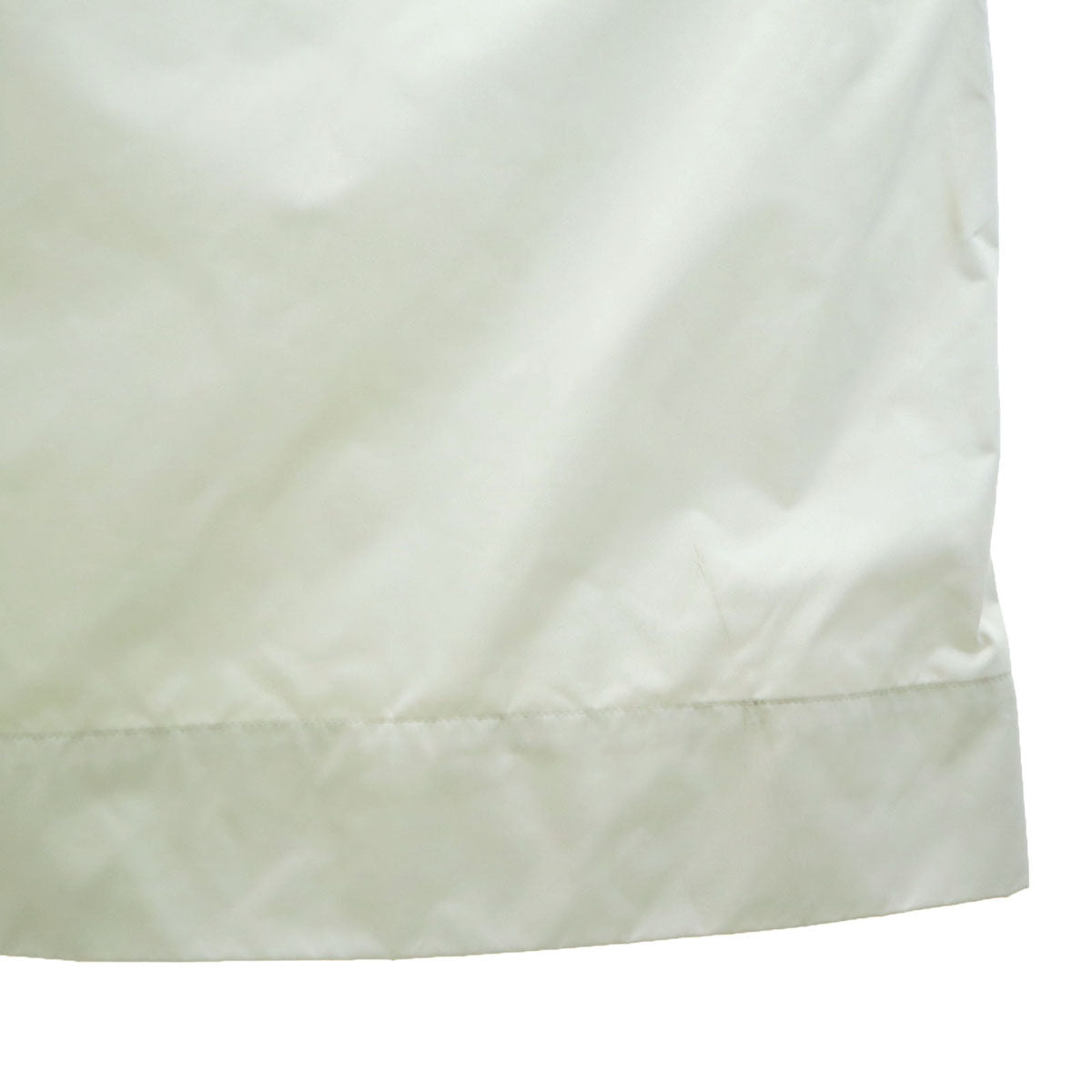 ISSEY MIYAKE Compact Series Packable Coat White Size 2