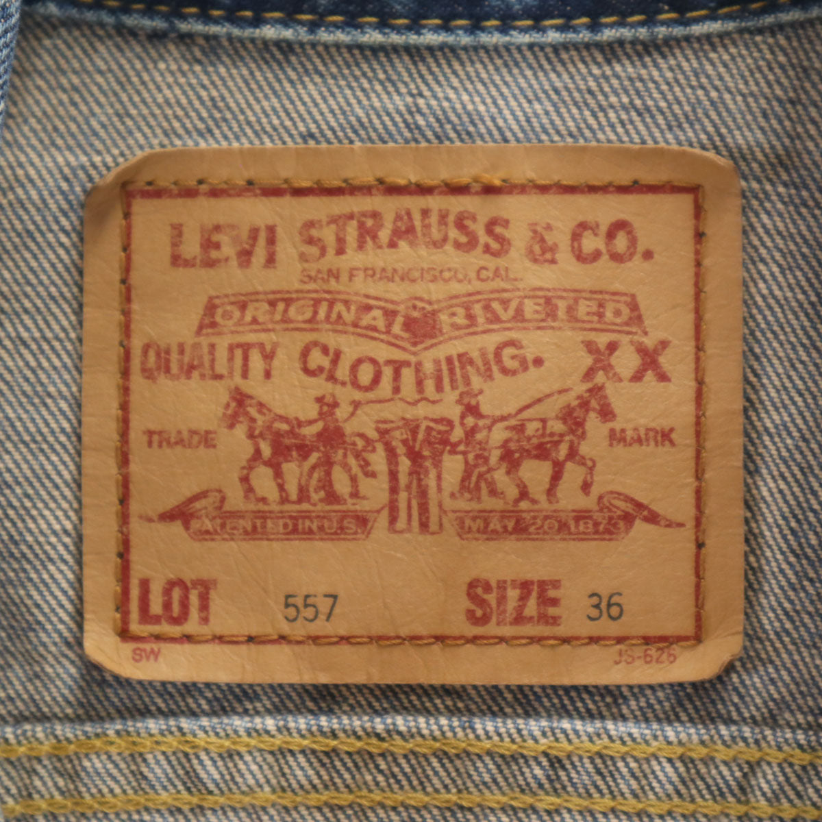 Levi's 90s 557 Big E Washed Blue Trucker Jacket Size 36