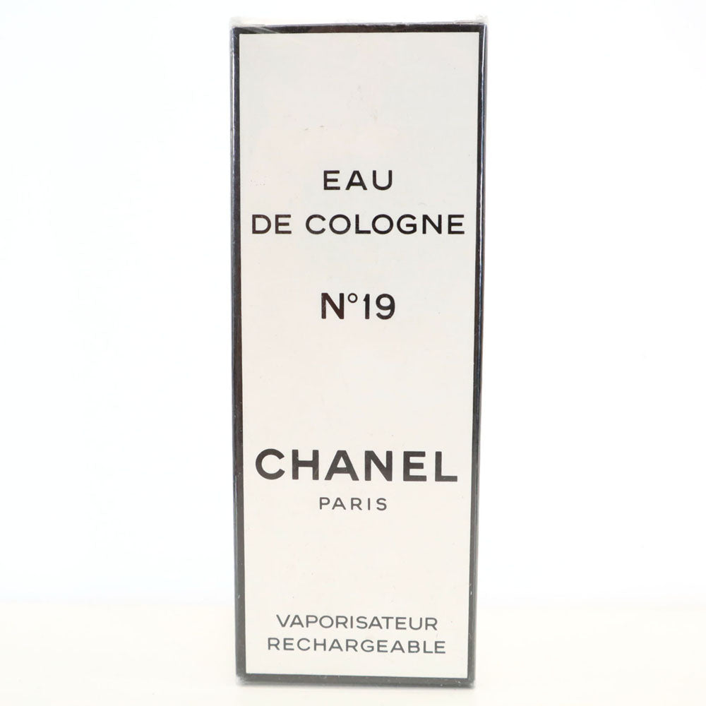 CHANEL N19 Eau de Cologne