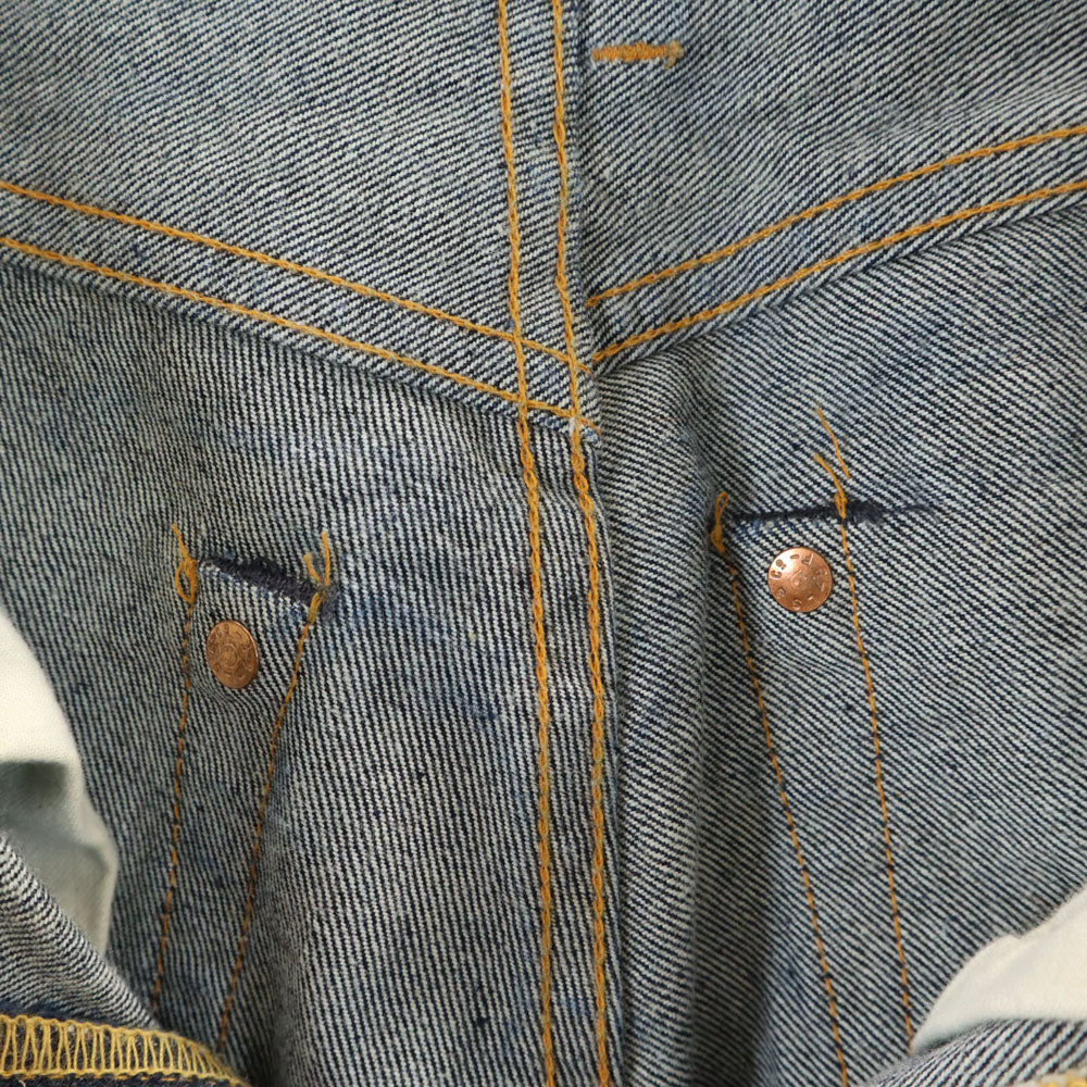 Levi's 90s Big E Redline Selvedge Jeans Size W28