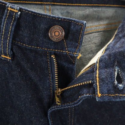 Levi's 90s Big E Redline Selvedge Jeans Size W28