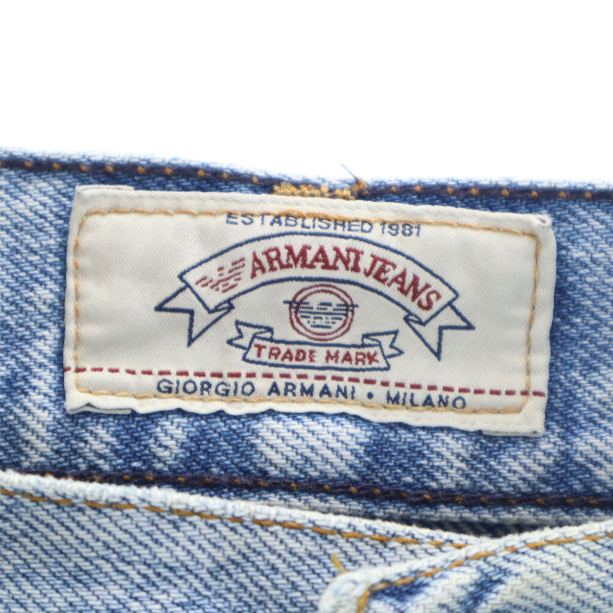 ARMANI JEANS 90s Italian Tapered Washed Denim Jeans Size W34