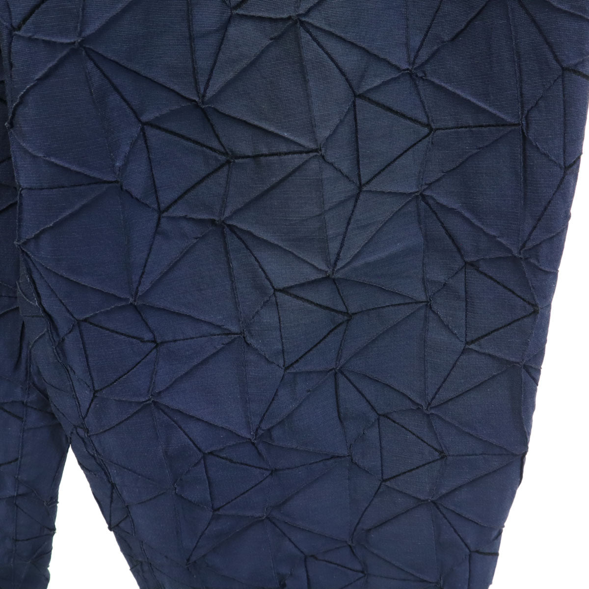 ISSEY MIYAKE Pleated Tapered Pants Blue Size 2
