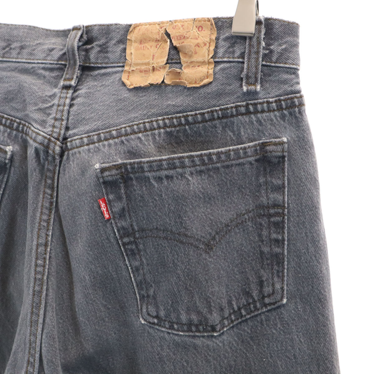Levi's 90s Vintage Garment Dyed Tapered Jeans Size W29