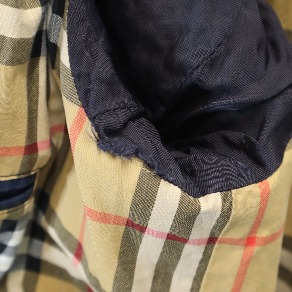 BURBERRY Made in Italy Bal Collar Coat Navy Size 50