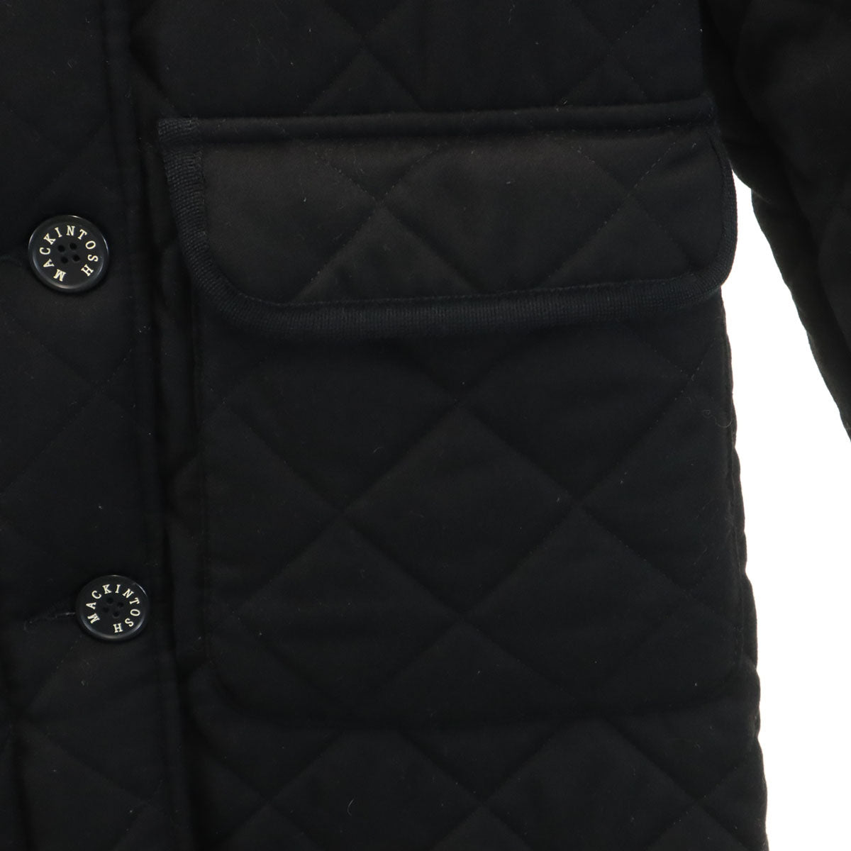 Mackintosh Made in Scotland Quilted Coat Black Size 36