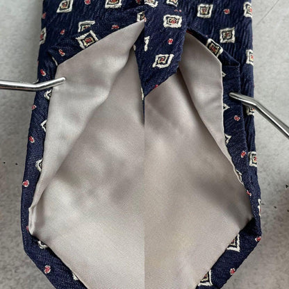 ISSEY MIYAKE MEN Pleated Patterned Silk Tie Size ONE SIZE