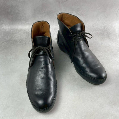ISSEY MIYAKE MEN Leather Chukka Boots Black