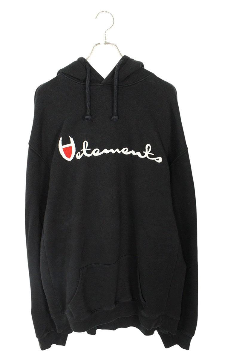 Vetements x Champion 16SS Logo Embroidered Pullover Hoodie Black Size M