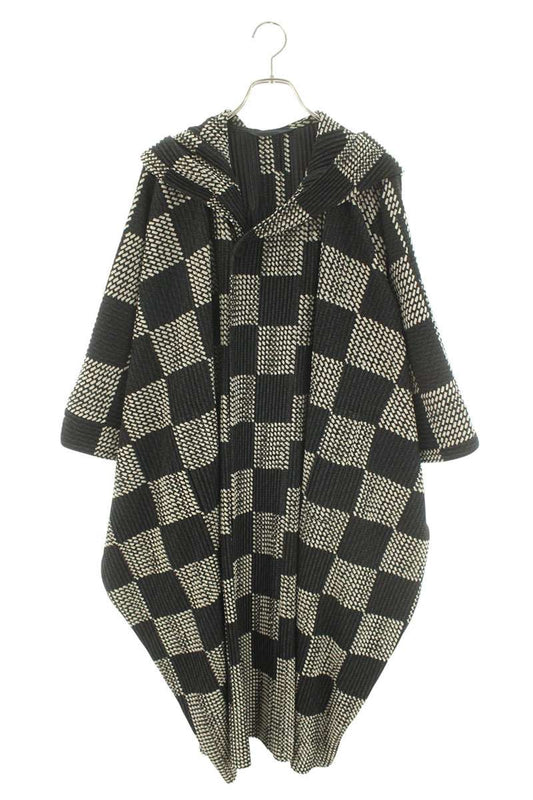 Homme Plisse Issey Miyake Coat White x Black Size 1