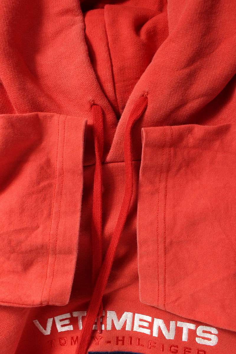 Tommy Hilfiger x Vetements 18SS Logo Layered Pullover Hoodie Red Size M