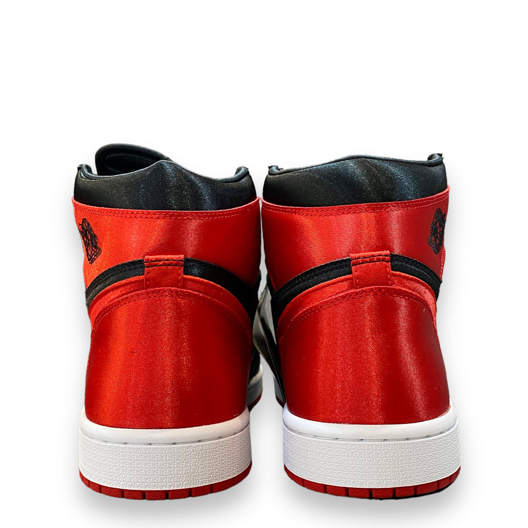 NIKE WMNS Air Jordan 1 Retro HI OG Sneakers Red Size 28.5CM