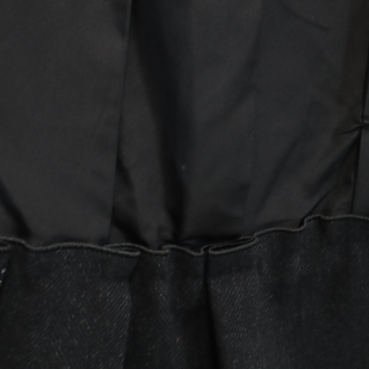 LOUIS VUITTON Silk Blend Midi Skirt Black Size 36