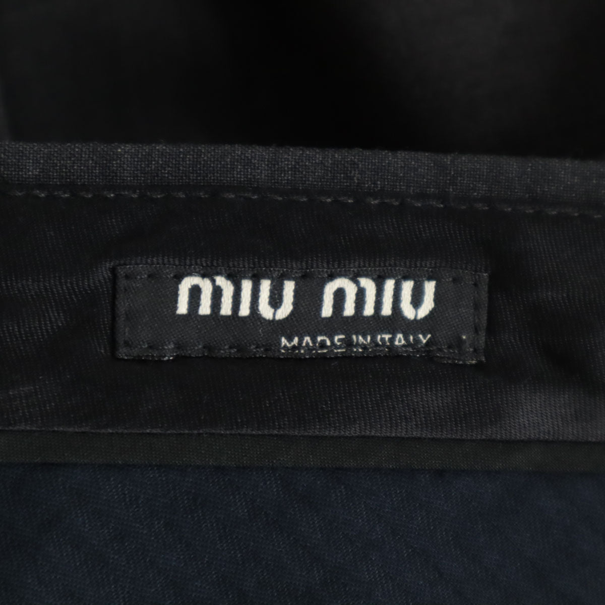 MIUMIU Italian Slacks Shorts Charcoal Gray Size 46