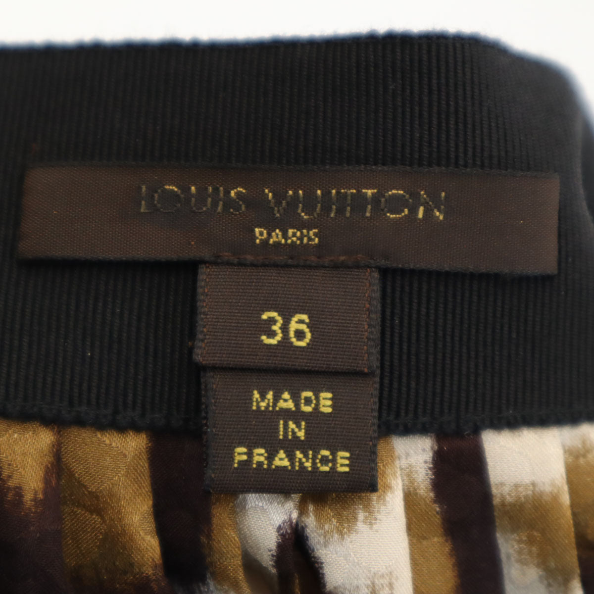 LOUIS VUITTON Silk Leopard Print Skirt Size 36