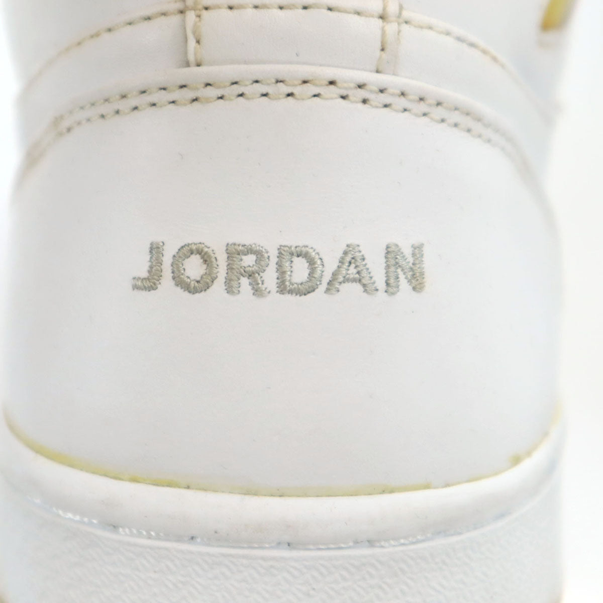 NIKE Air Jordan 1 Retro Sneakers White Size 29